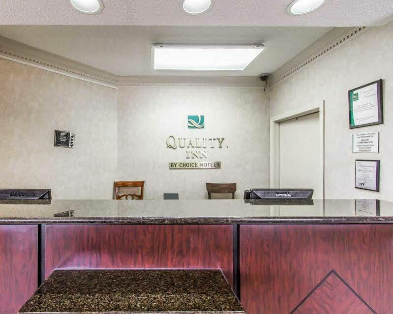 فندق كواليتي إن كولمان المظهر الخارجي الصورة